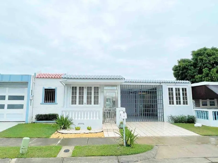 Villa Caribe House Ponce Ferienhaus