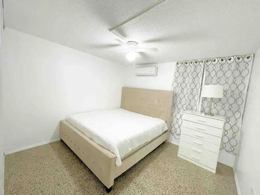 Caribe House Villa Ponce Tatil Evi